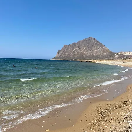 Sea View Teti & Apts 2* Trapani