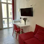 Sea View Teti & Apts Трапани