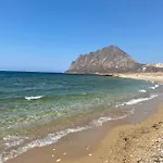 Sea View Teti & Apts 3* Трапани