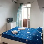 Sea View Teti & Apts Трапани