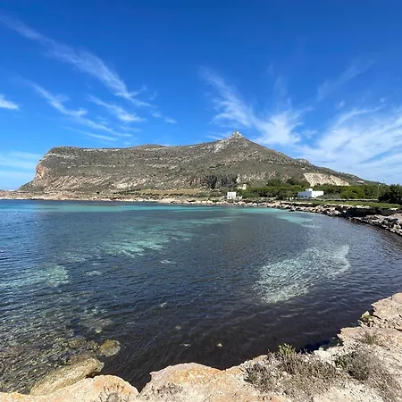 Sea View Teti & Apts Bed & Breakfast Trapani
