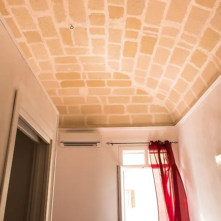 Nocleg ze śniadaniem Sea View Teti & Apts 3*