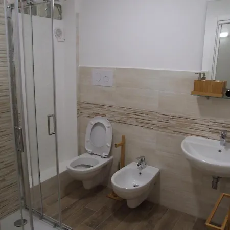 Bed & Breakfast Sea View Teti & Apts 2*